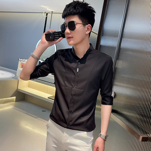 CS152夏装社会精神小伙修身中袖衬衫男五分袖衬衣黑1,米白色马丁靴搭配风衣图片