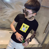 黑色
