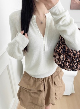 格雷系套头羊毛针织衫纽扣门襟灰色减龄通勤薄毛衣女装25秋冬新款