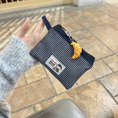 大容量口红耳机姨妈巾收纳包