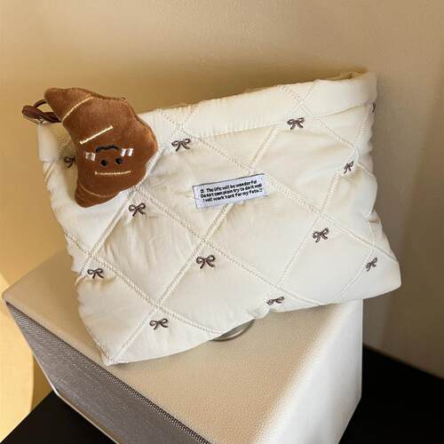 2025新款蝴蝶结小众加棉化妆包高级大容量收纳包便携化妆洗漱包