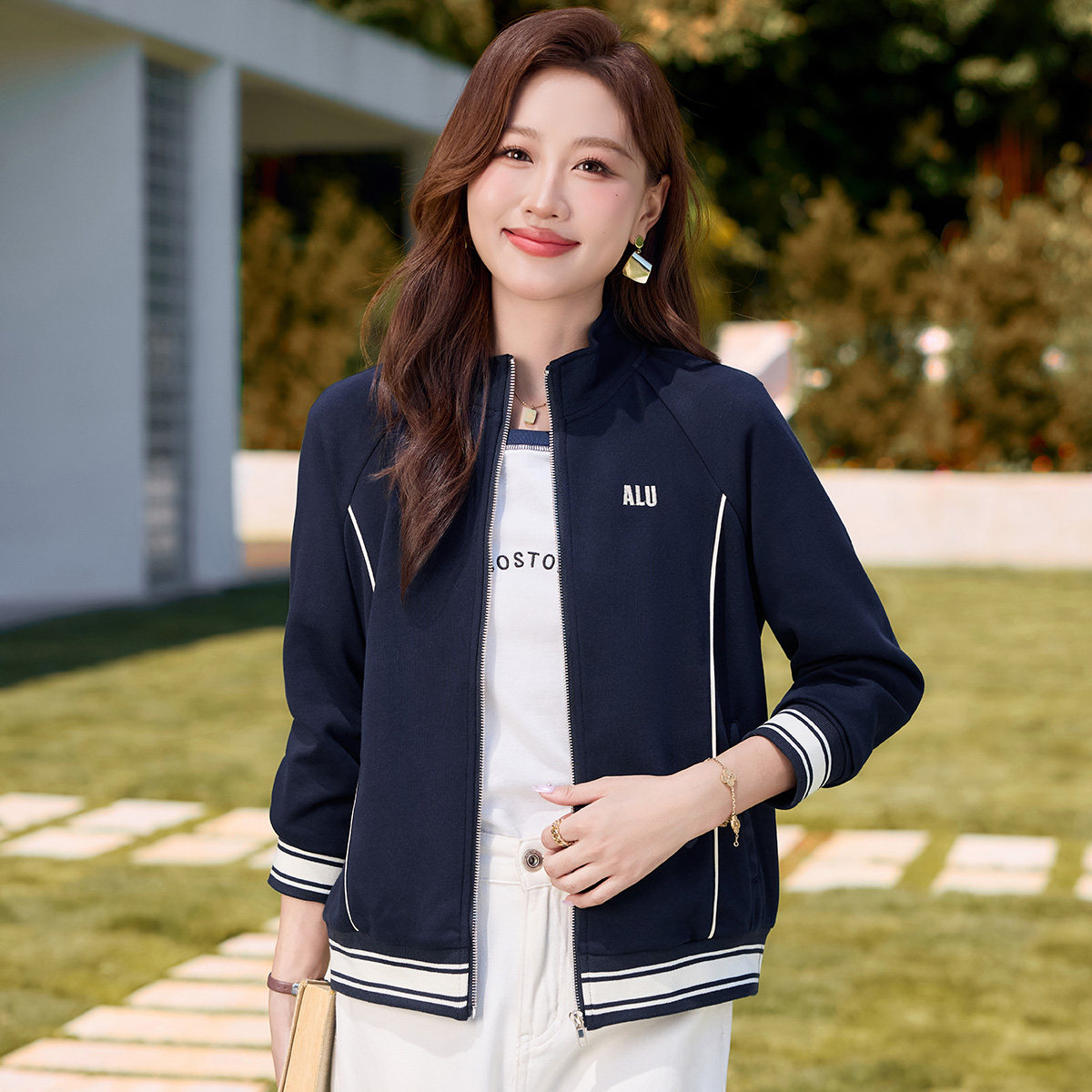 立领休闲运动外套女春秋薄款