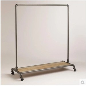 可定制美式铁艺实木复古做旧服装店展示水管龙门落地挂衣帽架带滚