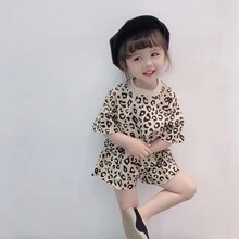女童夏季套装新款2025韩版薄款短袖短裤宝宝时尚豹纹T恤两件套潮