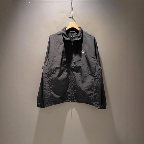 BEAMSFREDPERRY联名运动夹克