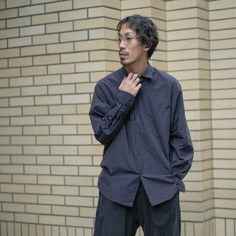 COMOLI定番宽松口袋长袖衬衫