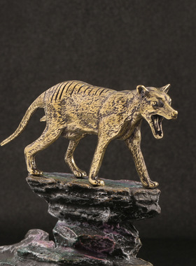 新款凶猛捕猎狼狗黄铜摆件仿古玩做旧色国潮实心铜动物工艺品装饰