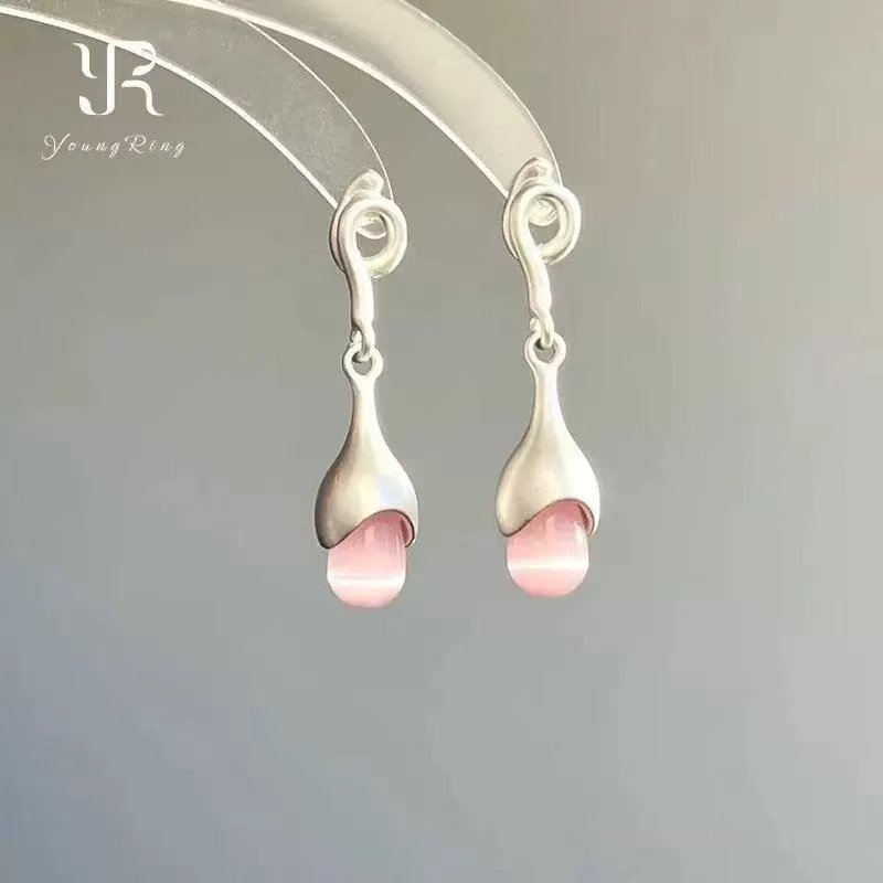 扬铃甜酷风粉色耳钉独特个性清冷感银色磨砂哑光耳饰,饰品/流行首饰/时尚饰品新,耳钉,淘宝优惠券,粉丝福利购,淘宝优惠卷