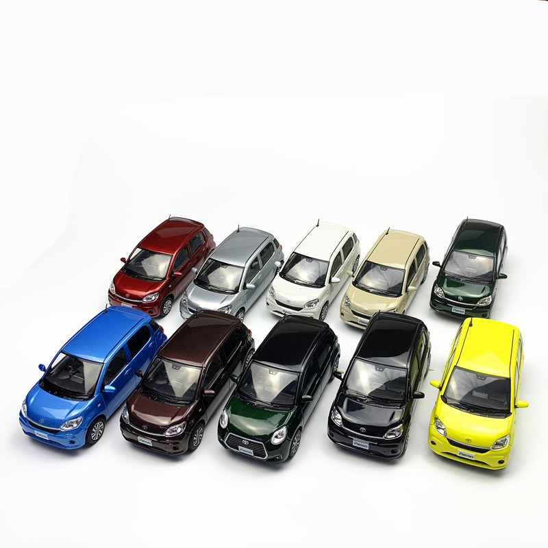 其他1：30丰田Passo合金车模