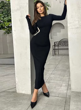 欧美跨境女装2024秋冬新品时尚拼色修身圆领长袖手指套连衣裙