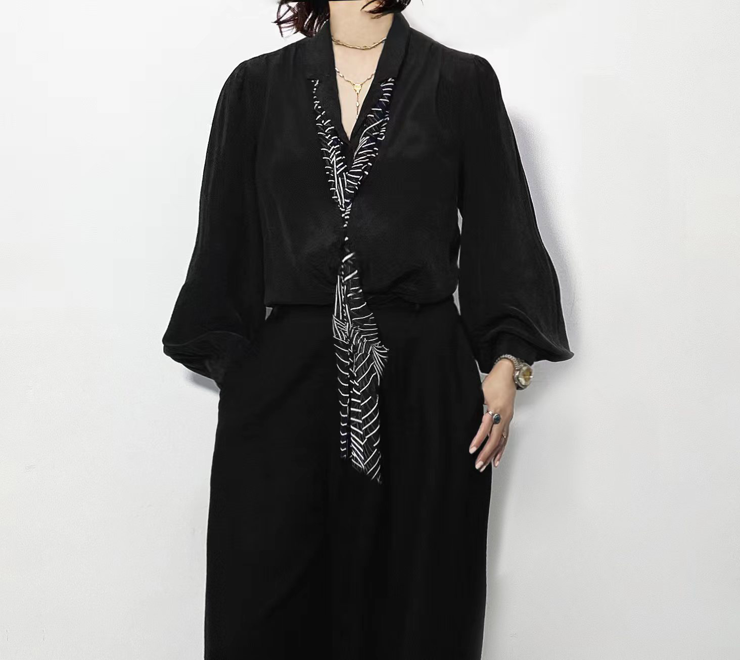 陈小满黑色宽松单排扣长袖桑蚕丝