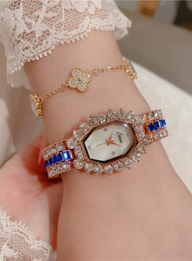 Vintage西洋小金表镶钻小巧酒桶形手链表轻奢高级感石英表 A310