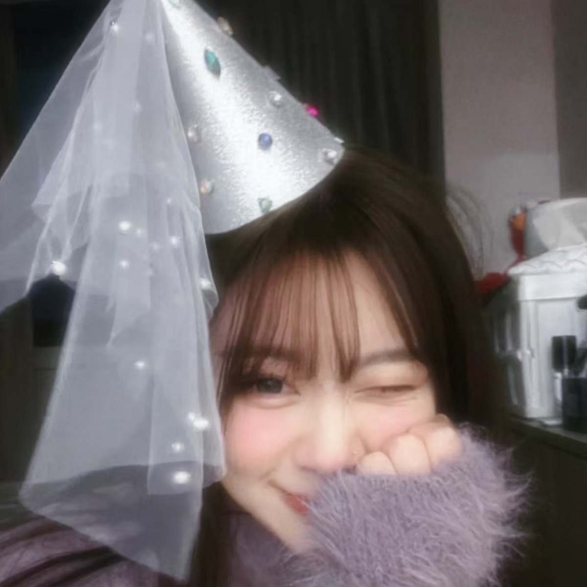 生日帽子彩色钻石发箍装饰场景布置女孩儿童周岁公主网红派对头饰图片