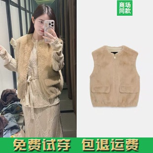 4968225 秋冬新款 人造皮草效果拉链背心马甲 短款 704 女装