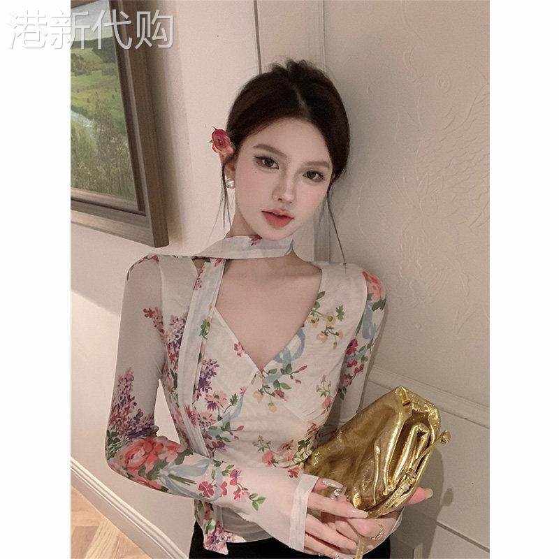 法式复古v领长袖印花网纱T恤女装春季修身短款别致绝美打底衫上衣