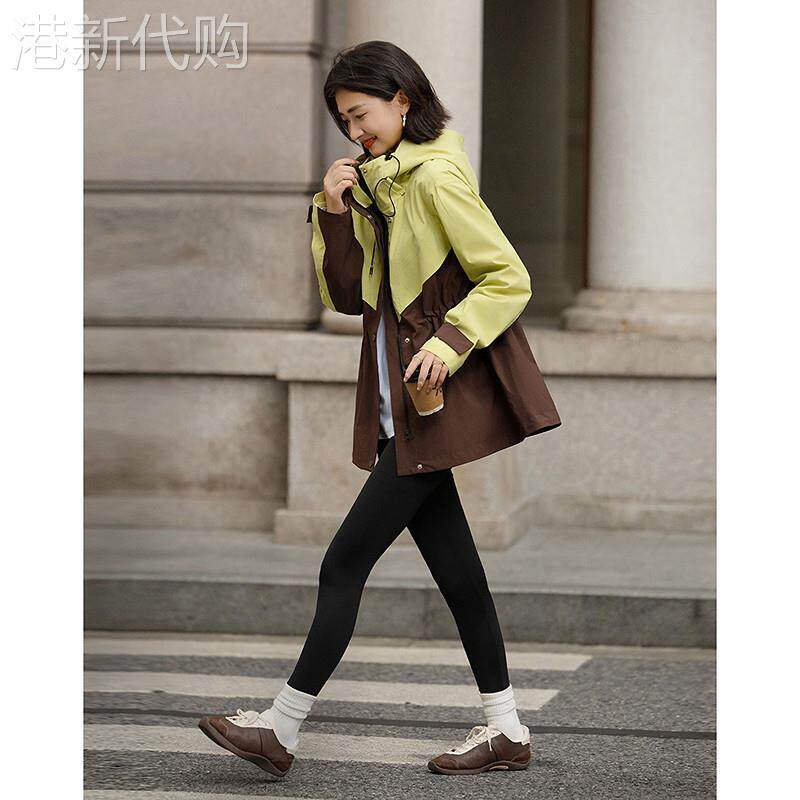 德玛纳轻户外运动风三防外套女26春季新款连帽撞色拼接中长版上衣