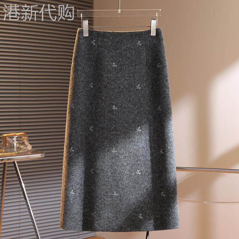 灰色毛呢半身裙女早春2025新款气质高腰显瘦中长款a字直筒包臀裙
