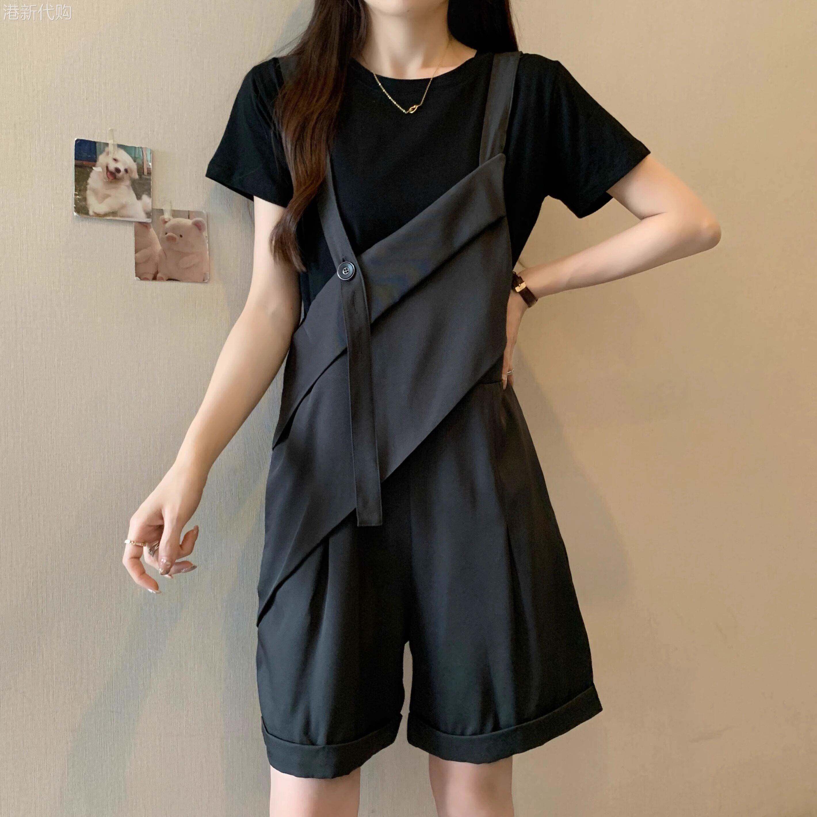 休闲套装女夏季2026年新款韩版洋气短袖t恤不规则背带短裤两件套