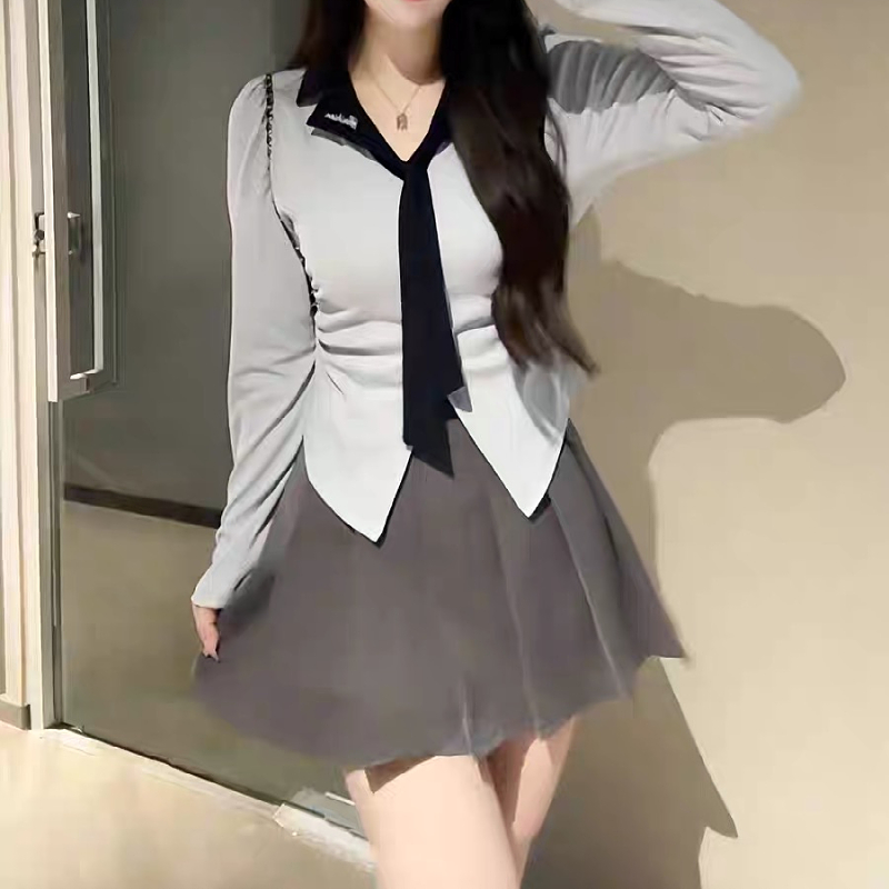 大码女装2025新款春季纯欲辣妹修身显瘦长袖T恤别致绝美打底上衣