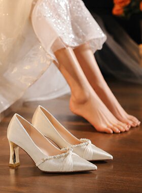 法式高跟鞋女主婚纱缎面新娘婚鞋