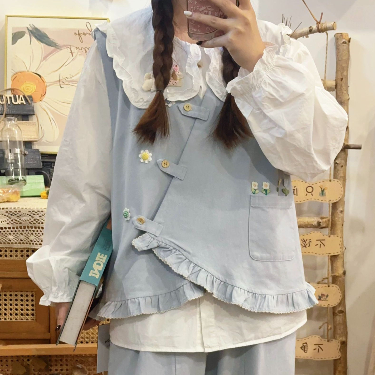 春季新款娃娃领小猫衬衣