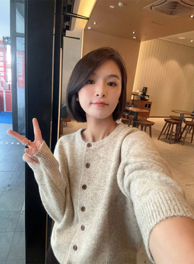 ju显白~橄榄绿针织开衫女!秋冬软糯复古百搭圆领休闲上衣毛衣外套