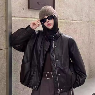 2025年冬季新款时尚百搭复古机车皮加厚立领保暖外套短款羽绒服女