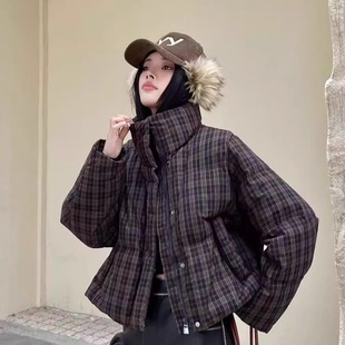 2025年冬新款复古风格子短款羽绒服小个子加厚保暖时尚设计感外套