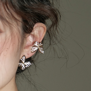 《如梦令》925银针蝴蝶耳环女小众设计感高级小巧法式耳钉百搭