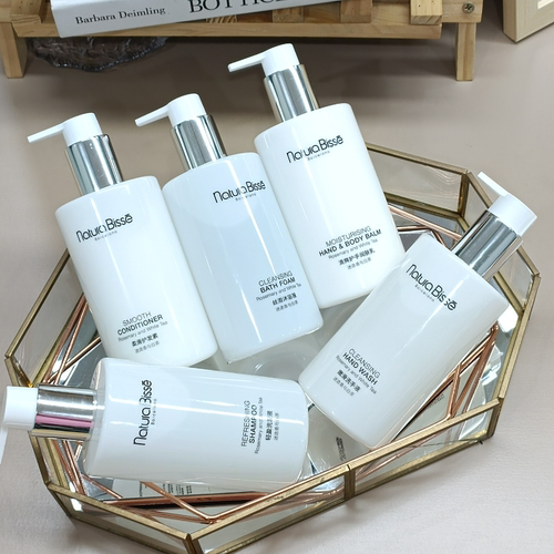 悦碧施Natura Bisse酒店 迷迭香与白茶洗发水沐浴露润肤乳300ml