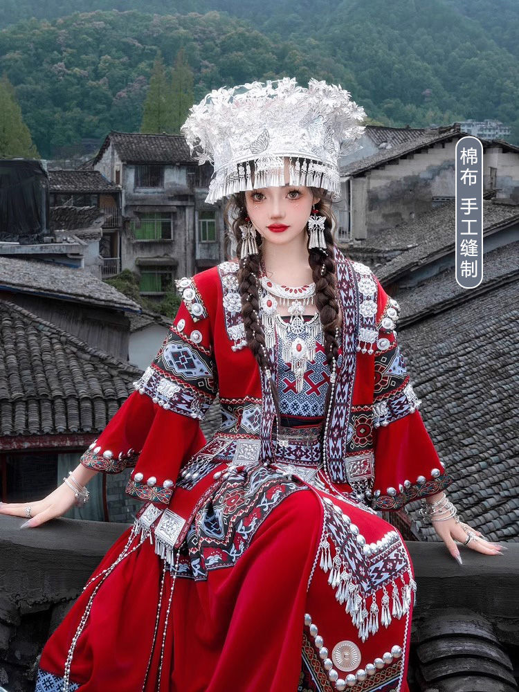 租汉服古装少数民族舞蹈表演服