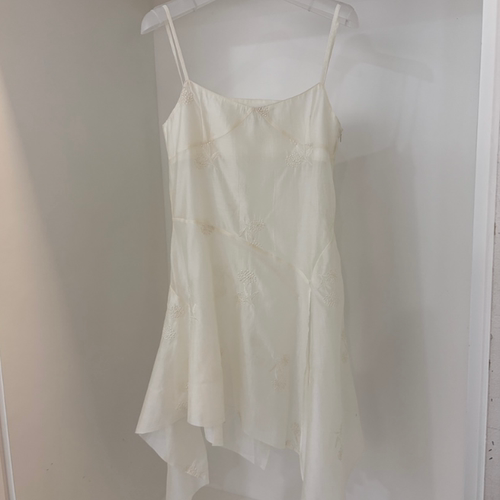 韩国正品代购 NORMAL春季新款清新温柔花纹不规则裙摆通勤连衣裙