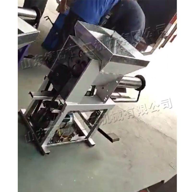 小型电菇磁合自离动袋机 农用平打包机 香菇全装自动包装机