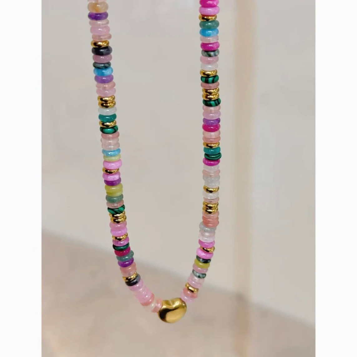 Duo La原创设计感多巴胺彩色天然石串珠女轻奢chorker水晶锁骨链