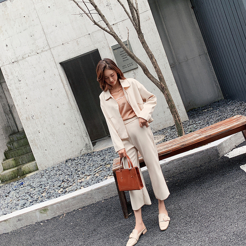 七思韵定制女装 QSYDZNZ1262 整款下架