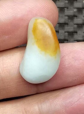 新疆和田玉籽料原石独籽无修鸿运当头红皮白肉小吊坠手链籽00699