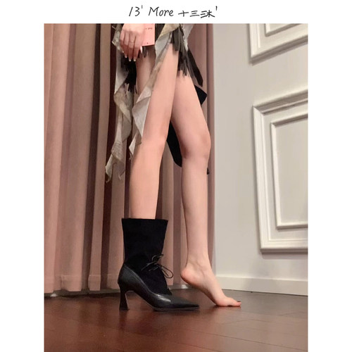 13' More ▏十三沐＇欧美尖头细跟短靴女黑色交叉绑带显瘦时装靴