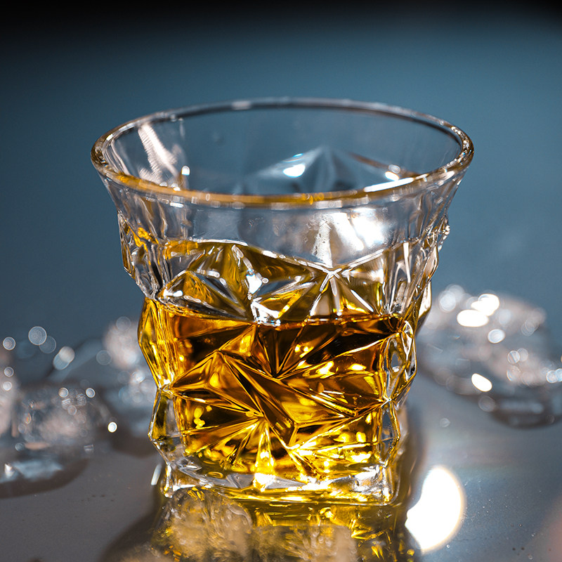 欧式水晶玻璃纯色高档浮雕威士忌杯家用洋酒杯子商用酒吧啤酒套装