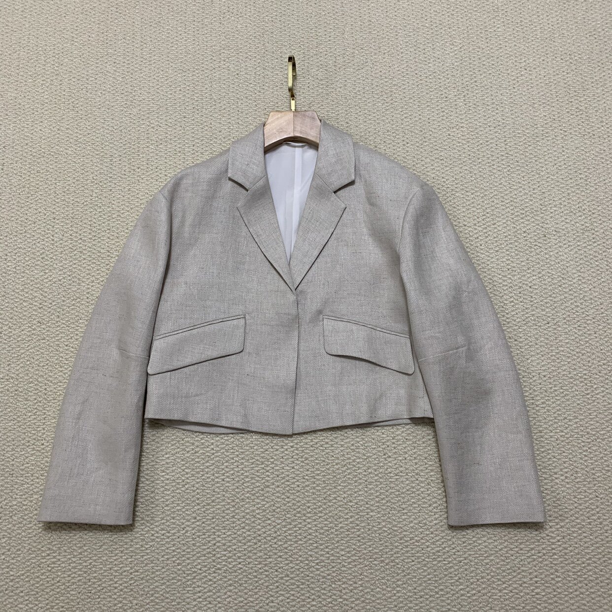意大利B/C春夏新品老钱风经典亚麻休闲短款西装外套女