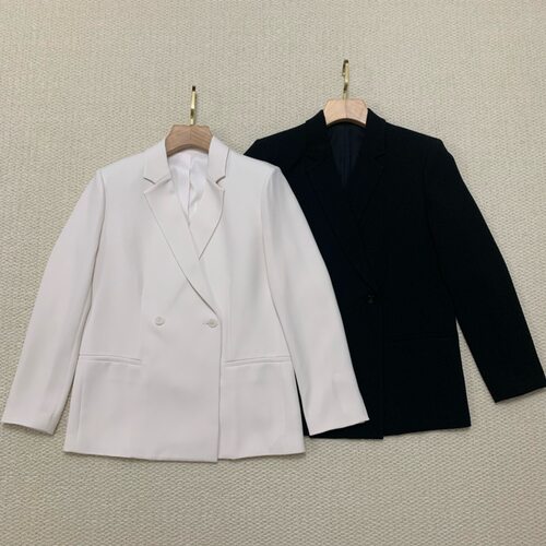 Th同款新品女装 三醋酯混纺双排扣廓形西装外套P0109115