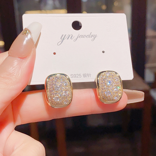 气质精致百搭超闪高品质耳环 高级感满钻椭圆耳钉个性 韩式 轻奢时尚