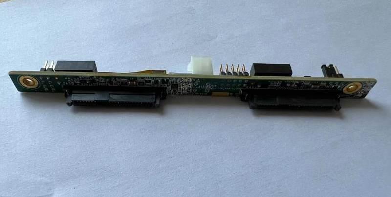 YZBB-00768-101后置硬盘背板NF5280M5/NF5466M5 2.5*2 SAS带笼子