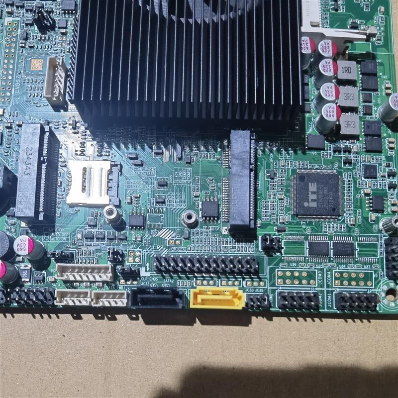 IPC-988TB101L-2CU52 I5-2520M 带LVDS 一体机收银机主板I5 2代