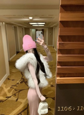 POET WONG【白女偏爱】毛感敲好 时髦银渐层环保皮草手感蓬松顺滑