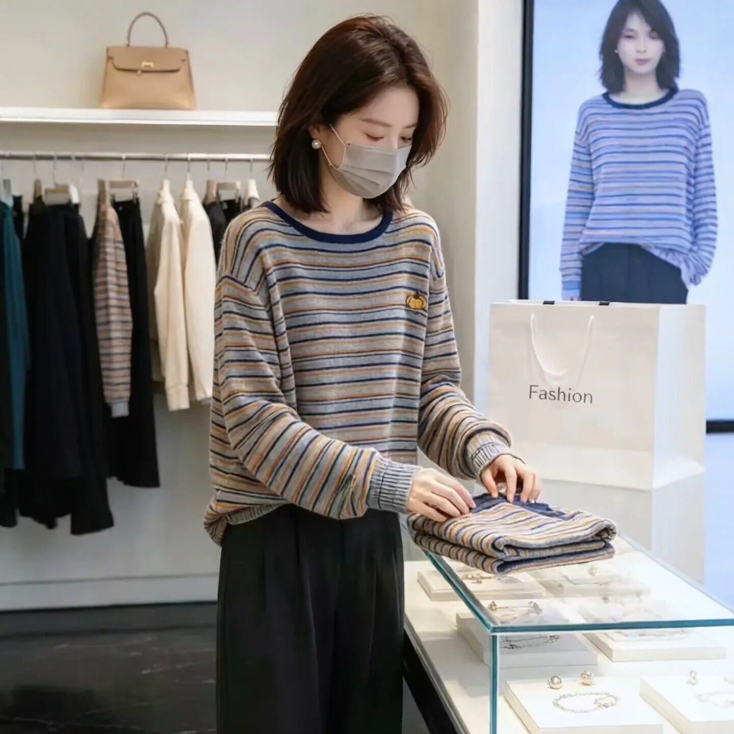 时尚撞色条纹针织衫女新款秋毛衣