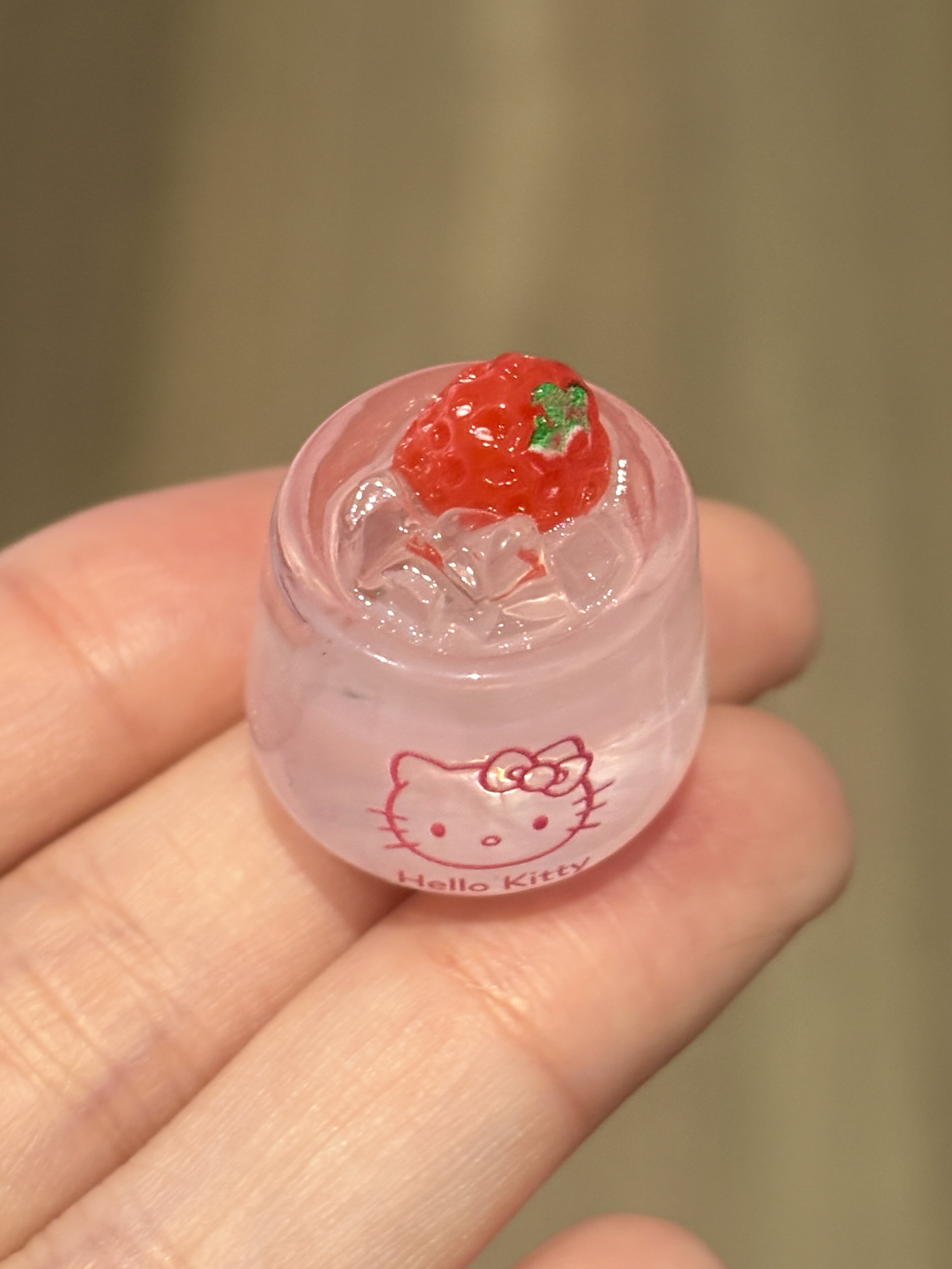 【仿真冰杯系列】迷你HelloKitty水果冰杯造型树脂摆件创意桌面