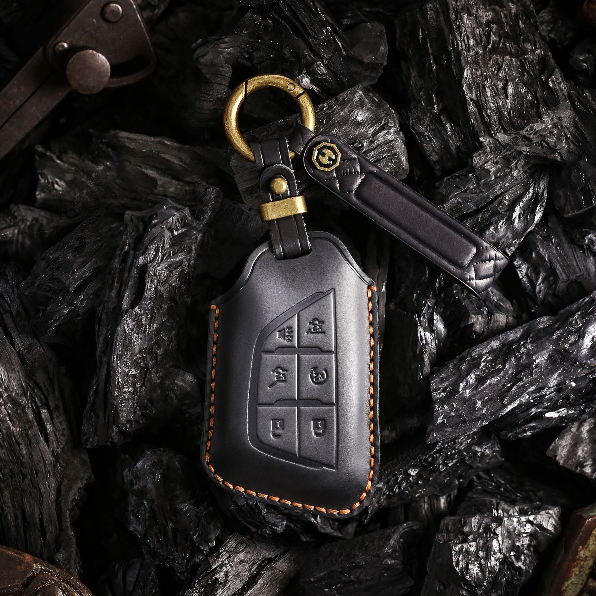 适用凯迪拉克ct5钥匙套新款ct4钥匙包xt5 xt4壳atsl扣xts钥匙套壳