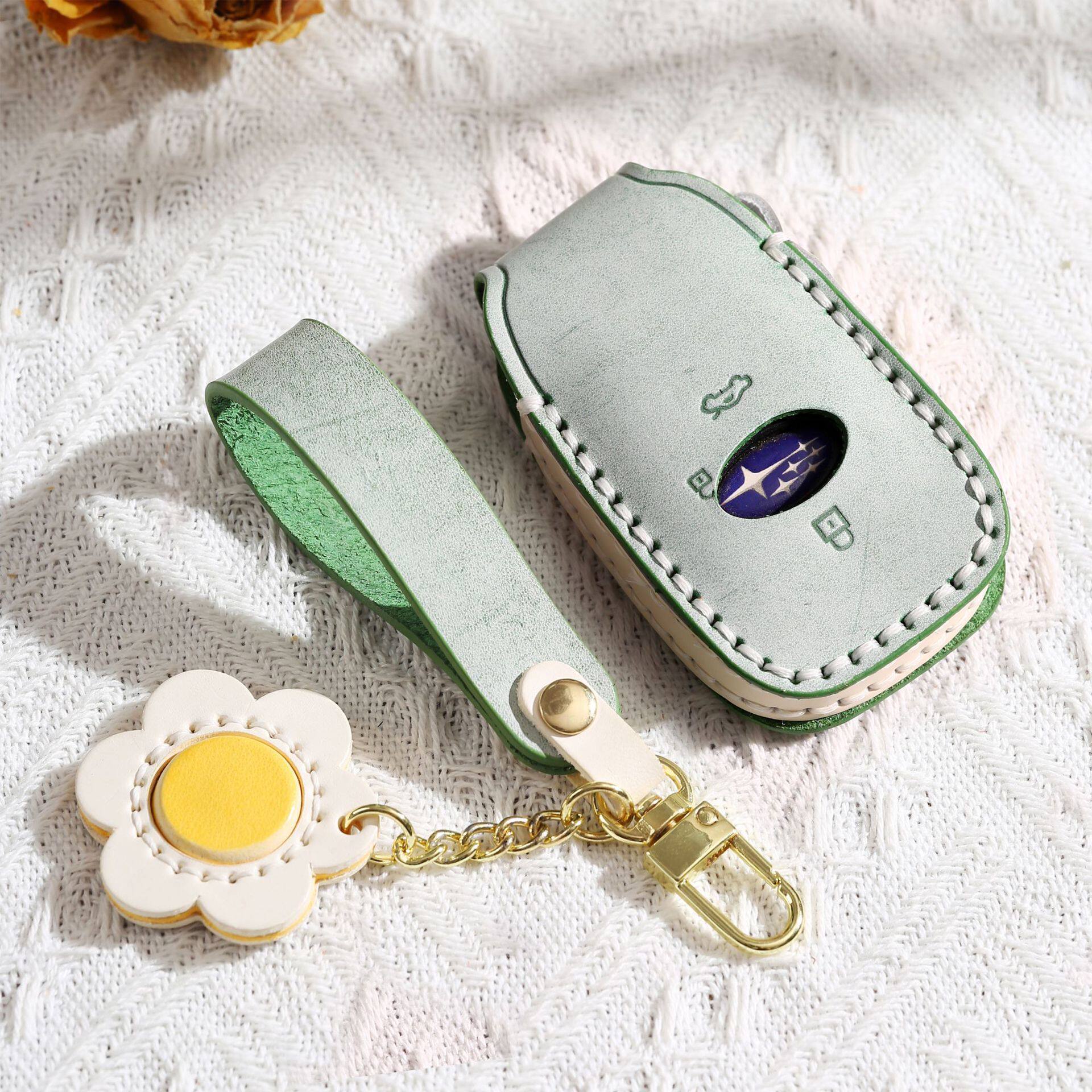 适用于斯巴鲁钥匙套高档真皮森林人XV傲虎力狮汽车钥匙包扣壳女款