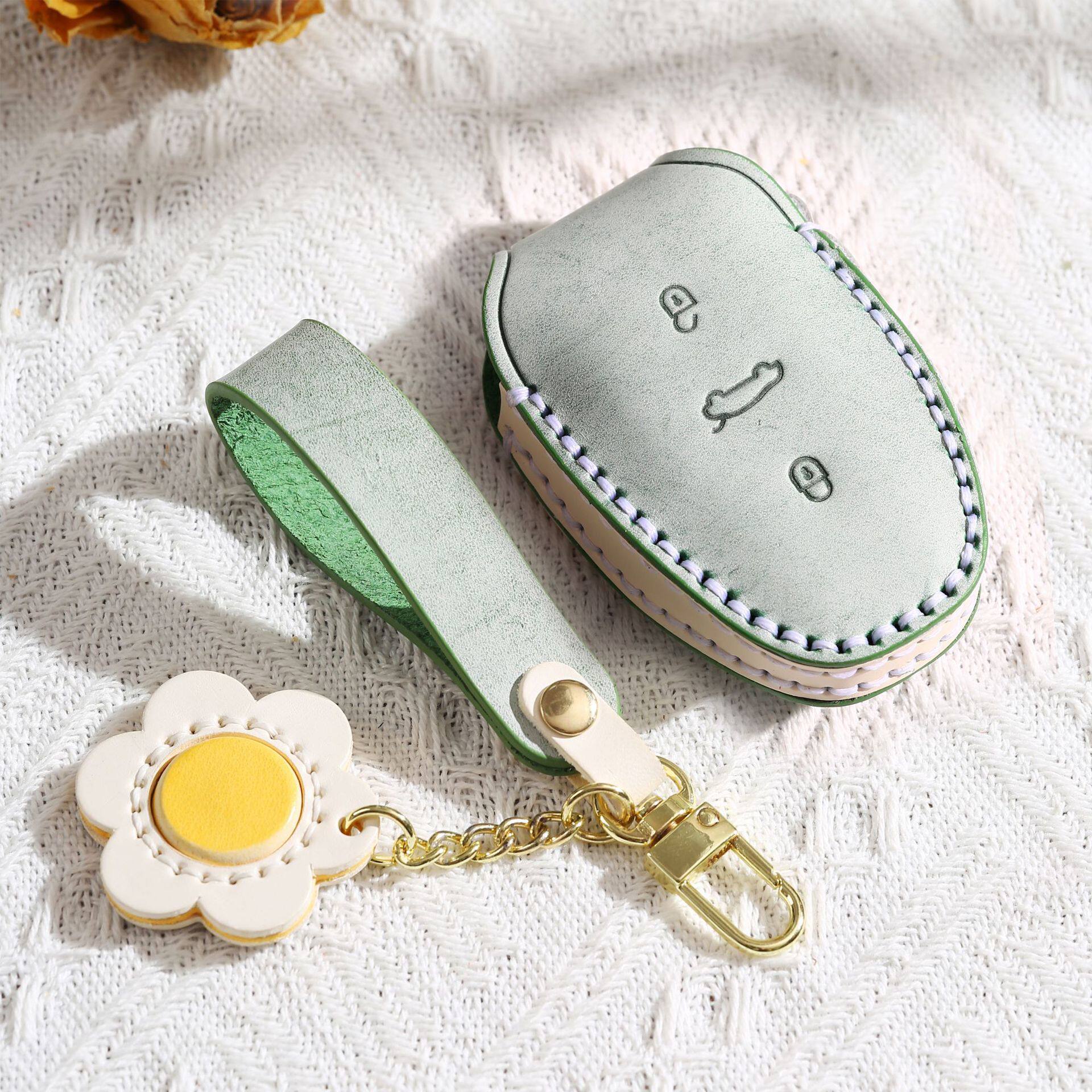 适用于2022新款东风标致4008钥匙套真皮5008雪铁龙钥匙包壳扣女款