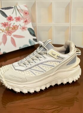 7633/5CM牛皮清仓撤柜断码处理女士女鞋软底上班小黑鞋时尚休闲鞋